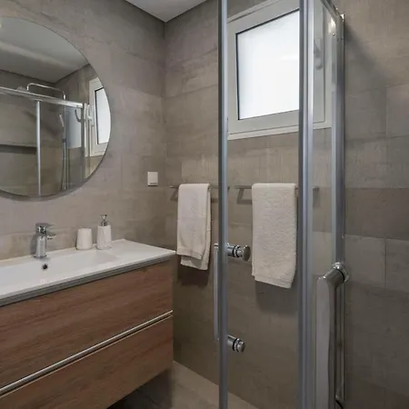 Barreiros Iii By An Island Apartment *